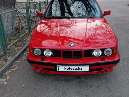 BMW 530 1994 года за 3 800 000 тг. в Шымкент