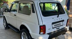 ВАЗ (Lada) Lada 2121 2018 года за 3 980 000 тг. в Алматы – фото 5