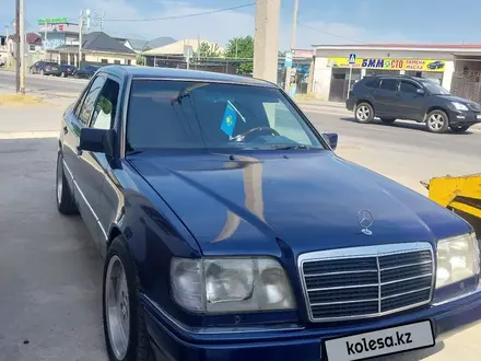 Mercedes-Benz E 320 1993 года за 3 500 000 тг. в Шымкент