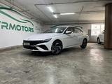 Hyundai Elantra 2024 года за 9 900 000 тг. в Астана – фото 2