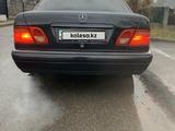 Mercedes-Benz E 280 1996 годаfor3 000 000 тг. в Есик – фото 4