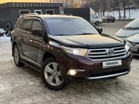 Toyota Highlander 2013 года за 15 350 000 тг. в Алматы