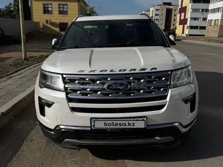 Ford Explorer 2018 года за 15 500 000 тг. в Алматы – фото 3