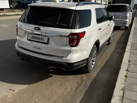 Ford Explorer 2018 года за 15 500 000 тг. в Алматы – фото 5