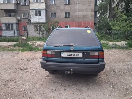 Volkswagen Passat 1991 года за 900 000 тг. в Алматы – фото 4