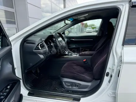 Toyota Camry 2019 года за 15 200 000 тг. в Тараз – фото 12