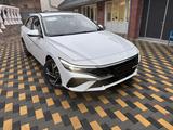 Hyundai Elantra 2024 года за 8 500 000 тг. в Алматы – фото 2