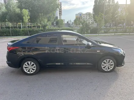 Hyundai Accent 2021 года за 6 900 000 тг. в Астана – фото 2