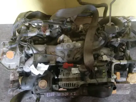 Контрактный двигатель subaru ej205 forester за 750 000 тг. в Караганда