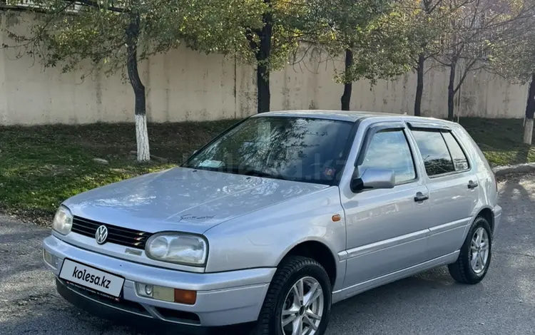 Volkswagen Golf 1997 годаүшін2 500 000 тг. в Шымкент