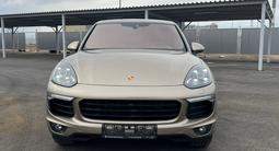 Porsche Cayenne S 2015 года за 14 000 000 тг. в Астана