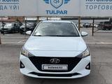 Hyundai Accent 2021 года за 8 700 000 тг. в Караганда – фото 2