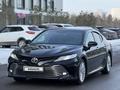 Toyota Camry 2019 года за 14 500 000 тг. в Астана – фото 17