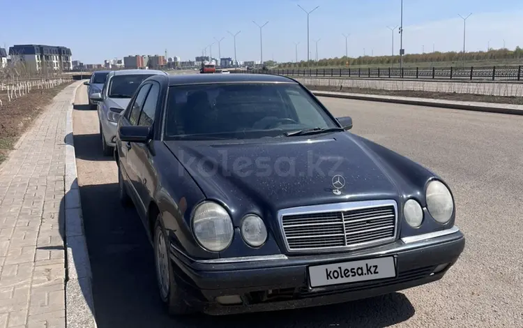 Mercedes-Benz E 200 1996 годаүшін2 200 000 тг. в Астана
