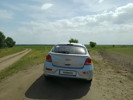 Chevrolet Cruze 2014 года за 3 400 000 тг. в Петропавловск – фото 3