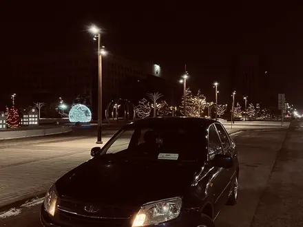 ВАЗ (Lada) Granta 2190 2014 года за 2 400 000 тг. в Астана
