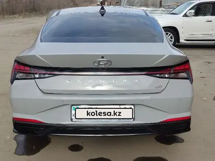 Hyundai Elantra 2021 года за 10 000 000 тг. в Усть-Каменогорск – фото 14