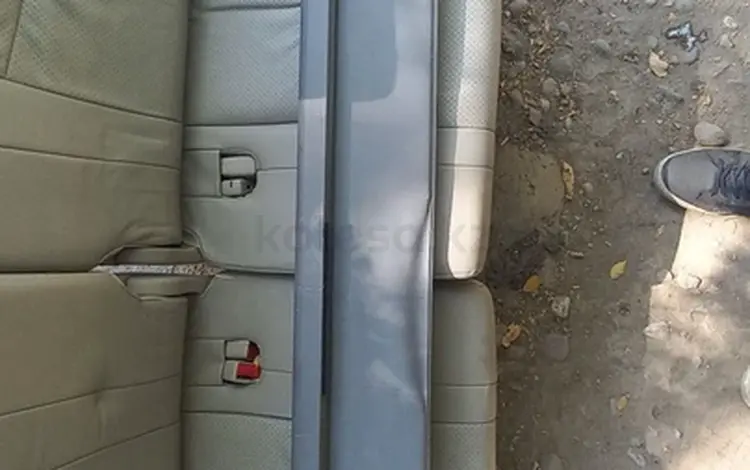 Шторку багажника на крузак 100 за 30 000 тг. в Алматы