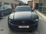 Ford Mustang 2014 года за 9 700 000 тг. в Алматы – фото 2