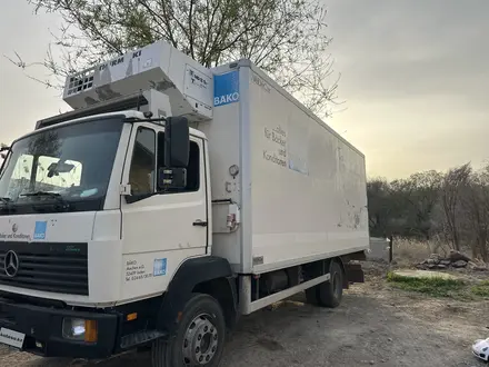 Mercedes-Benz  1117 1998 года за 15 500 000 тг. в Алматы