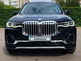 BMW X7 2020 года за 35 000 000 тг. в Астана