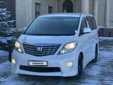 Toyota Alphard 2011 года за 6 550 000 тг. в Уральск – фото 2