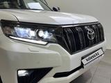 Toyota Land Cruiser Prado Prestige 4.0 2022 года за 39 320 000 тг. в Актобе – фото 3