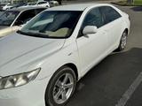 Toyota Camry 2008 годаүшін4 500 000 тг. в Астана – фото 2