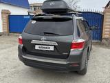 Toyota Highlander 2013 года за 13 000 000 тг. в Атырау – фото 5