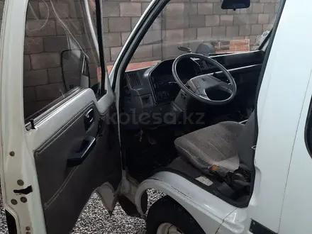 Toyota Hiace 1994 года за 1 700 000 тг. в Алматы – фото 9