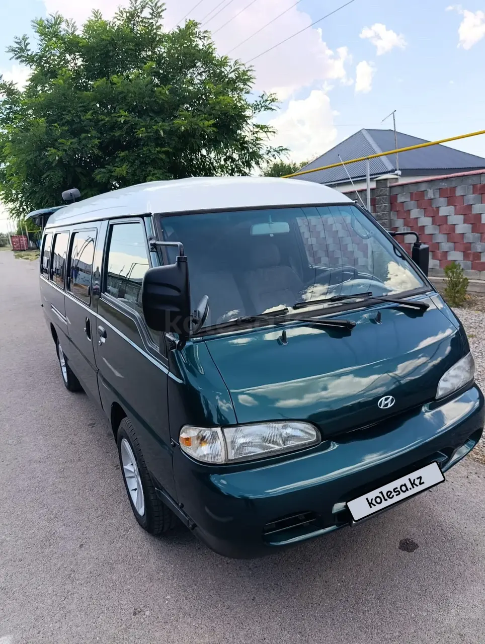 Hyundai grace, 2002