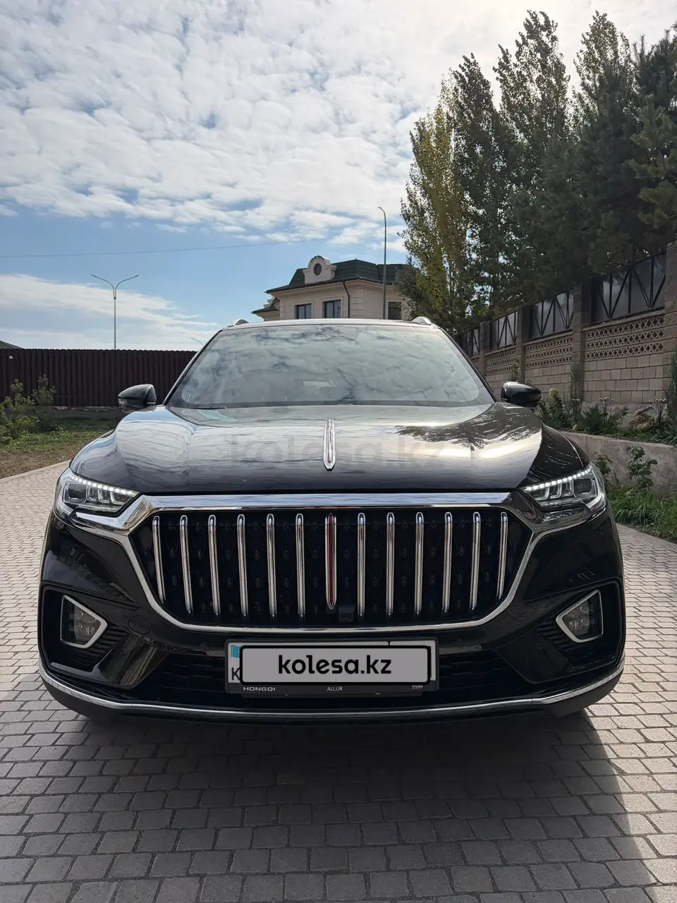 Hongqi HS5, 2022