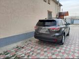 Toyota Highlander 2014 года за 11 500 000 тг. в Атырау – фото 3