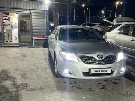Toyota Camry 2010 года за 5 500 000 тг. в Тараз – фото 3