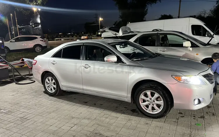 Toyota Camry 2010 года за 5 500 000 тг. в Тараз
