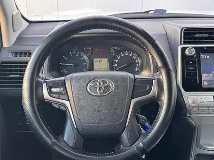 Toyota Land Cruiser Prado 2019 года за 19 990 000 тг. в Актау – фото 13
