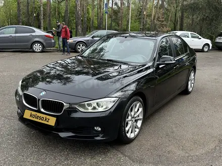 BMW 320 2014 годаүшін10 500 000 тг. в Алматы