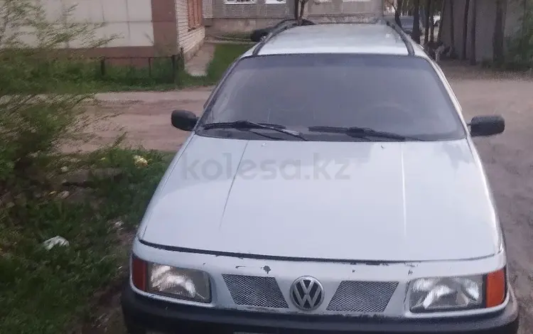 Volkswagen Passat 1993 годаүшін1 000 000 тг. в Усть-Каменогорск