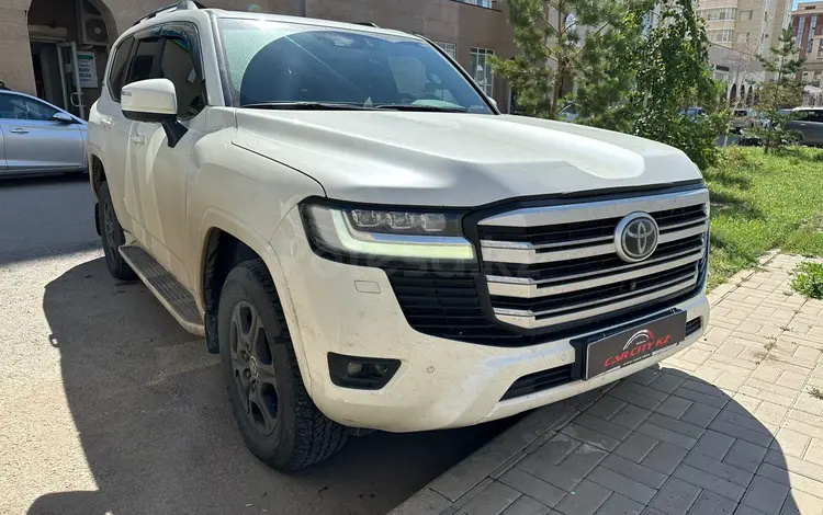 Toyota Land Cruiser 2021 года за 43 500 000 тг. в Астана