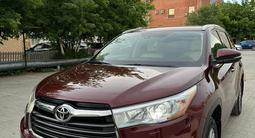 Toyota Highlander 2014 года за 14 200 000 тг. в Актобе