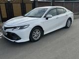 Toyota Camry 2018 года за 11 500 000 тг. в Астана – фото 5