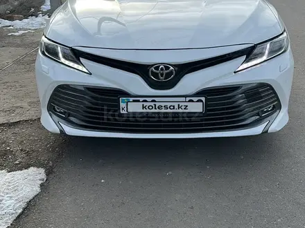 Toyota Camry 2018 года за 11 500 000 тг. в Астана – фото 7