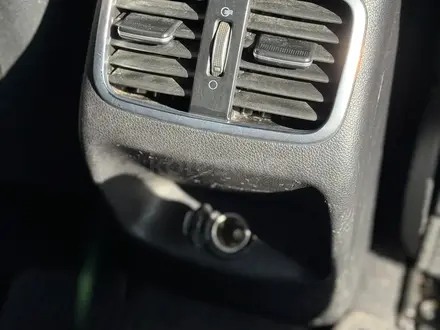 Kia K5 2015 года за 8 800 000 тг. в Алматы – фото 35