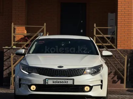 Kia K5 2015 года за 8 800 000 тг. в Алматы – фото 6