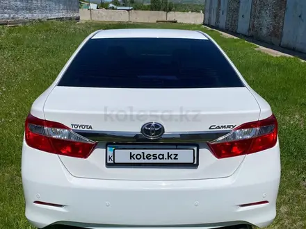 Toyota Camry 2014 года за 8 000 000 тг. в Усть-Каменогорск