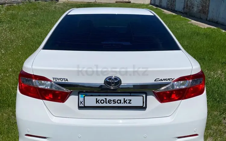Toyota Camry 2014 года за 8 000 000 тг. в Усть-Каменогорск