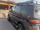 Mitsubishi Delica 1996 годаүшін3 800 000 тг. в Алматы – фото 2