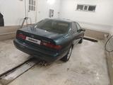 Toyota Camry 1997 годаfor1 800 000 тг. в Жосалы – фото 4