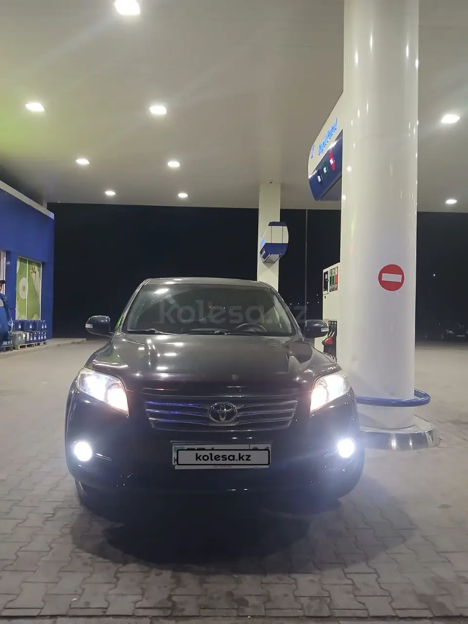 Toyota RAV4, 2011
