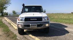 Toyota Land Cruiser 2017 годаүшін24 950 000 тг. в Усть-Каменогорск – фото 5